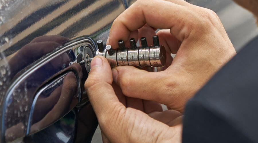 Expert Emergency Roof Repairs services in Fairview, WY